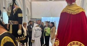 El Paso Blanco incorpora nuevos bordados y personajes a los Desfiles Bíblicos Pasionales de la Semana Santa de Lorca