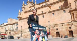 El Dúo Gaditano Aguilera y Meni aterriza en Lorca con un Espectáculo Imperdible