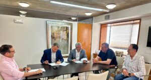 El ruido nocturno de la recogida de vidrio se reducirá en Lorca con nuevos horarios y mejoras en la gestión de residuos El ruido nocturno de la recogida de vidrio se reducirá en Lorca con nuevos horarios y mejoras en la gestión de residuos