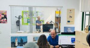 Más de centenar y medio de jóvenes han logrado un trabajo gracias al canal de WhatsApp «Empleo Lorca Joven»