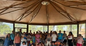 El concejal de Talento Joven y responsable de los albergues municipales, Antonio David Sánchez, junto al director de la entidad concesionaria encargada de la gestión de los mismos, han realizado durante el día de hoy una visita a las instalaciones del Albergue Casa Iglesias