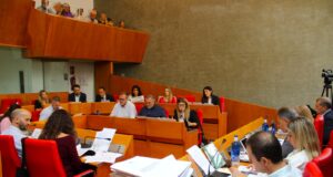 El Gobierno de Lorca logra en dos años estabilidad presupuestaria y reducir el endeudamiento a cifras de 2001