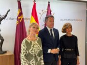 El proyecto de presupuesto para 2026 consolida la estabilidad financiera y la fortaleza económica del municipio y se sitúa en 120,8 millones, 1,2 más que este año