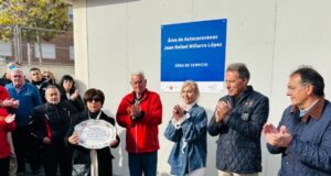 Lorca dedica su área de autocaravanas a Juan Rafael Miñarro López, expresidente de la Asociación Autocaravanista de la Región de Murcia