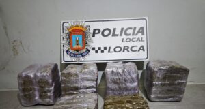 Nuevo golpe al narcotráfico por parte de la Policía Local con más de 5 kilos de droga incautados y 3 detenidos