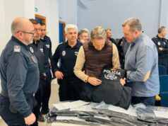 El alcalde de Lorca entrega 123 nuevos chalecos antibalas a la Policía Local para incrementar la seguridad de los agentes en sus intervenciones