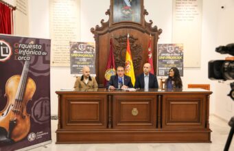 La Orquesta Sinfónica de Lorca ofrece un nuevo concierto para toda la familia y alumnos del municipio de la mano de »sinfónicarock»