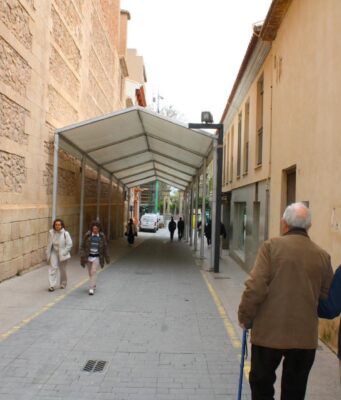 El Ayuntamiento instala 2.500 metros cuadrados de carpas para dar cobertura a la Semana Santa lorquina Cosas de Lorca