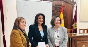 Los mayores de las pedanías de Lorca ya disfrutan de talleres de salud física, desarrollo personal y competencias digitales