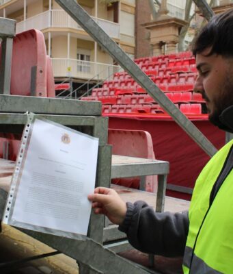 El Bando de Semana Santa invita a defender nuestros colores y hacer partícipes de ese empeño a los que nos visitan el bando de semana santa invita a defender nuestros colores y hacer partícipes de ese empeño a los que nos visitan