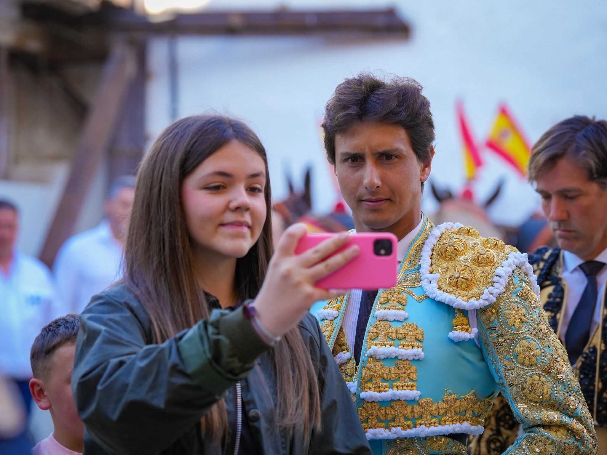 Apoteosis en Lorca: Roca Rey corta cinco orejas en Sutullena