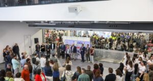 Lorca subraya su liderazgo en formación profesional celebrando la IV edición de la Feria de Empleo, que conecta a más de 1.300 estudiantes con un centenar de empresas lorca subraya su liderazgo en formación profesional celebrando la iv edición de la feria de empleo, que conecta a más de 1.300 estudiantes con un centenar de empresas2
