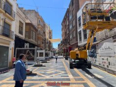 Comienza la instalación de los toldos para crear espacios de sombra en las principales calles peatonales del casco histórico de lorca comienza la instalación de los toldos para crear espacios de sombra en las principales calles peatonales del casco histórico de lorca