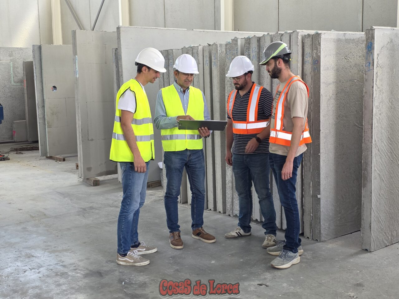 la empresa lorquina casas mundejo, expondrá en parís su innovadora forma de fabricar casas