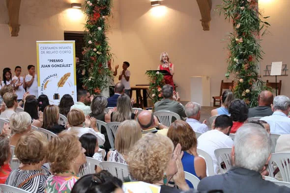 más de 600 alumnos participan en la xxv edición del certamen infantil de relato corto ''premio juan gonzález'', organizado por el ceip juan gonzález