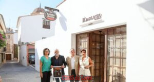 Turismo pone en marcha «Historia y Vino», una nueva experiencia que fusiona patrimonio, gastronomía y enoturismo durante el verano en Lorca el parloteo en casco historico