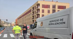 El Ayuntamiento de Lorca refuerza la seguridad vial con un plan intensivo de repintado de la señalización horizontal en todo el casco urbano y pedanías fb img 1784813408073