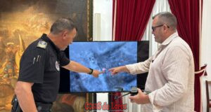 La intervención de la Policía Local permite detener al presunto autor de un intento de robo y recuperar un vehículo sustraído tras un seguimiento con dron dotado de visión térmica la intervención de la policía local permite detener al presunto autor de un intento de robo y recuperar un vehículo sustraído tras un seguimiento con dron dotado de visión térmica1