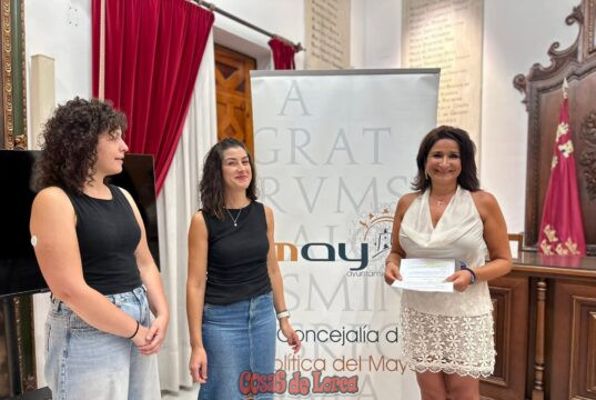 Se abre el plazo de inscripción para los talleres de informática y de participación social dirigidos a los mayores de Lorca fb img 1787634063888