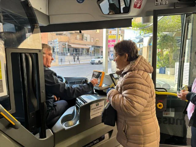 el búho bus recorrerá lorca esta feria de septiembre con líneas especiales gratuitas al centro y pedanías