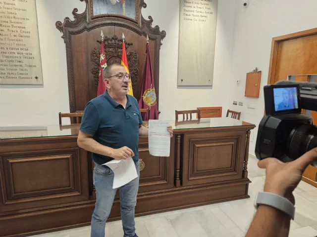 fulgencio gil despilfarra casi 2 millones de euros en vehículos mientras niegan ayudas a colectivos y comisiones de fiestas