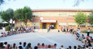 Más de 9.400 alumnos de Infantil y Primaria comienzan el curso escolar en los centros educativos de Lorca más de 9.400 alumnos de infantil y primaria comienzan el curso escolar en los centros educativos de lorca
