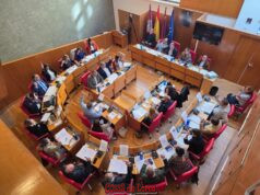 El Pleno exige al Ministerio que paralice la subasta de terrenos de los lorquinos y entregue los solares de Apolonia para construir viviendas el pleno exige al ministerio que paralice la subasta de terrenos de los lorquinos y entregue los solares de apolonia para construir viviendas