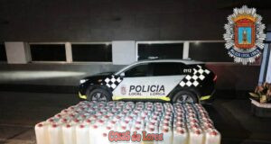La Policía Local de Lorca detiene a un individuo e interviene más de 2.300 litros de gasolina destinados presuntamente al abastecimiento de narcolanchas fb img 1793206758042