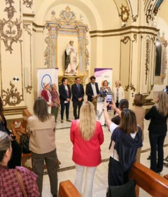 Una exposición, un concierto de música cofrade y una procesión extraordinaria conmemorarán en Lorca los 25 años de la salida de la Santa Mujer Verónica en andas una exposición, un concierto de música cofrade y una procesión extraordinaria conmemorarán en lorca los 25 años de la salida de la santa mujer verónica en andas